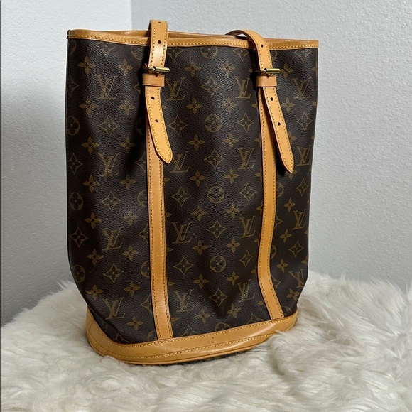 💯Authentic Louis Vuitton Monogram Bucket Bag🍀 - Picture 14 of 17